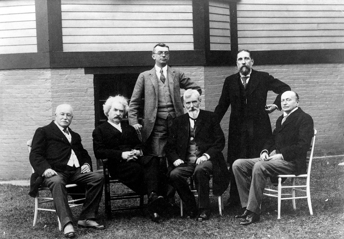 1895 Mark Twain Signs An Exclusive Contract With Harper Brothers